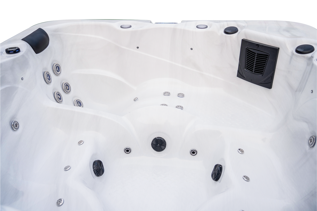 Avon_6_person_Spa_Pool_4