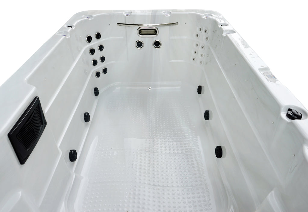Brunner_Swim_Spa_Top_8
